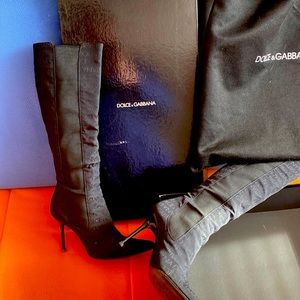 Dolce &Gabbana boots size 6